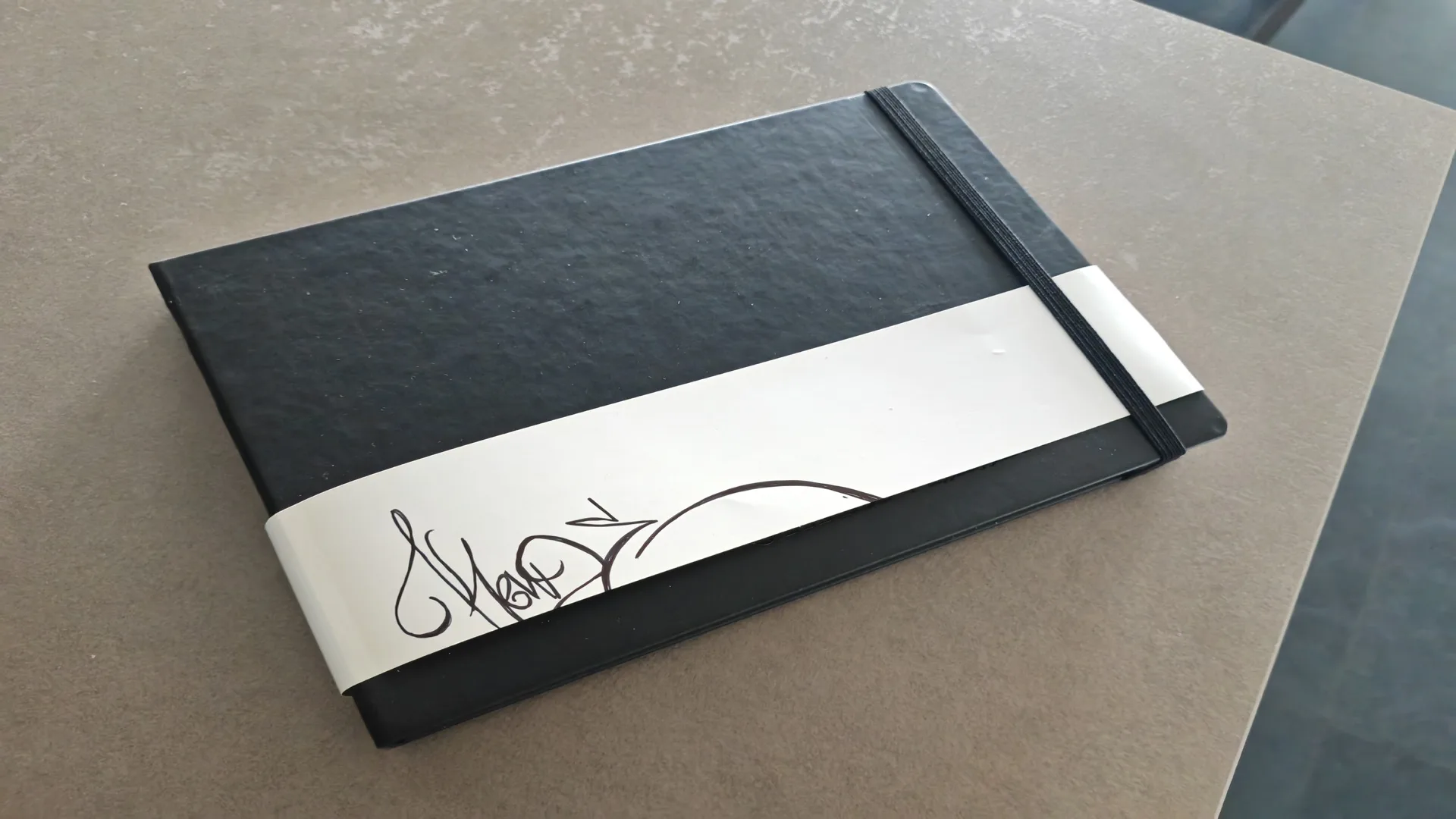 Kende sketchbook.horizontal.2